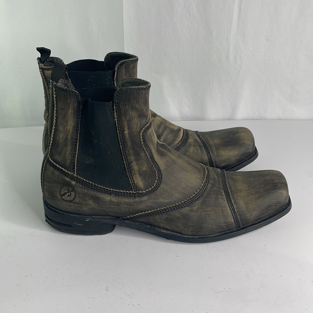 Bronx pull on Chelsea boot - Picture 3 of 6
